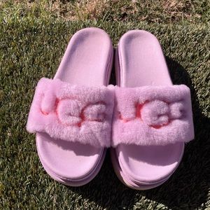 Women’s UGG Laton Slide Platform Sandals sz 8
